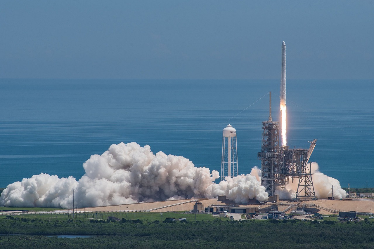 Spacex 2657091_1280.jpg