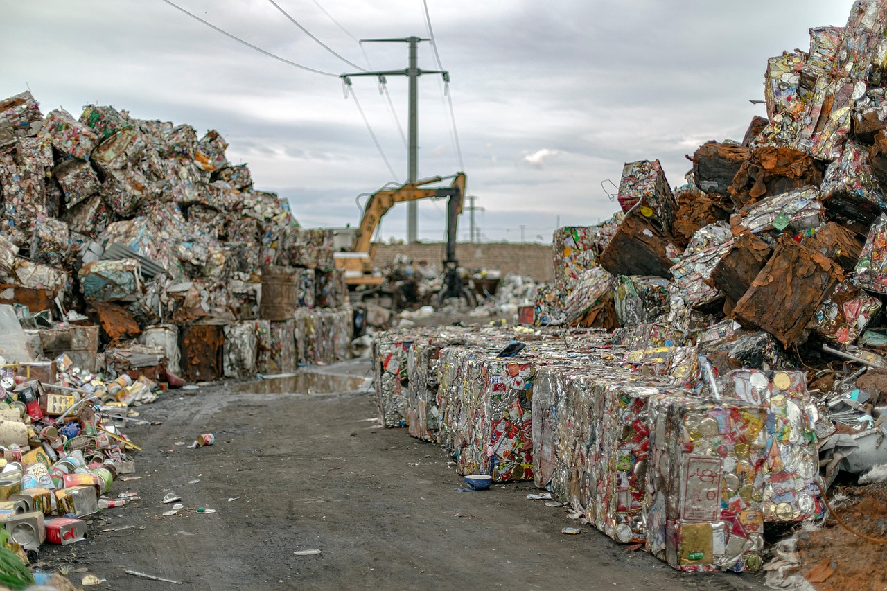Waste management 6810734_1280.jpg